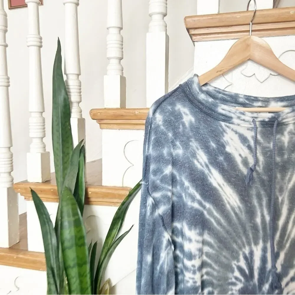 Free People We The Free Best Catch Tie Dye Blue Combo Drawstring Tunic Top Sz XS